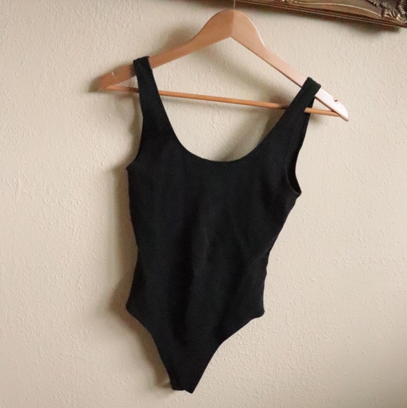 Wilfred Tops - FREE Artizia Wilfred free black body suit